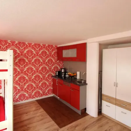Haus Sonnenschein * بريمين